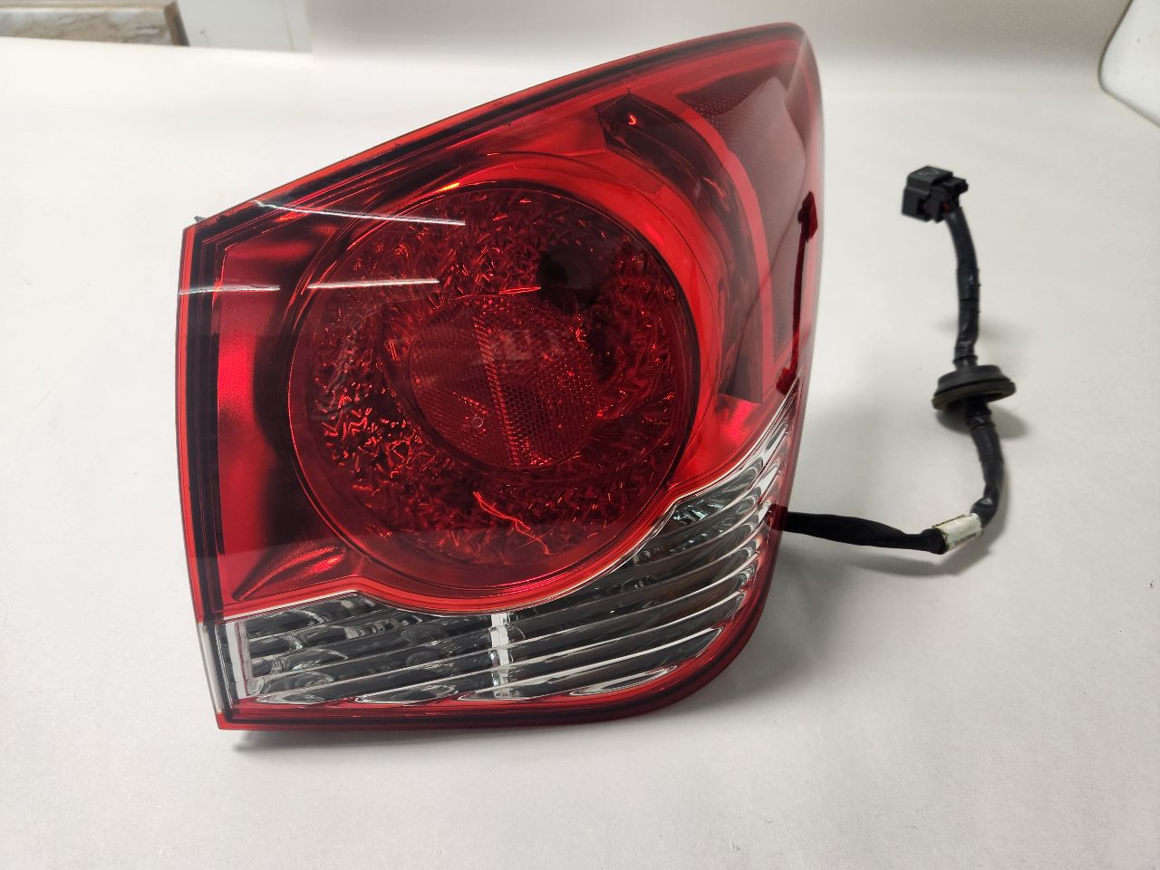 2013 CHEVROLET CRUZE Right TAIL LAMP - 394196