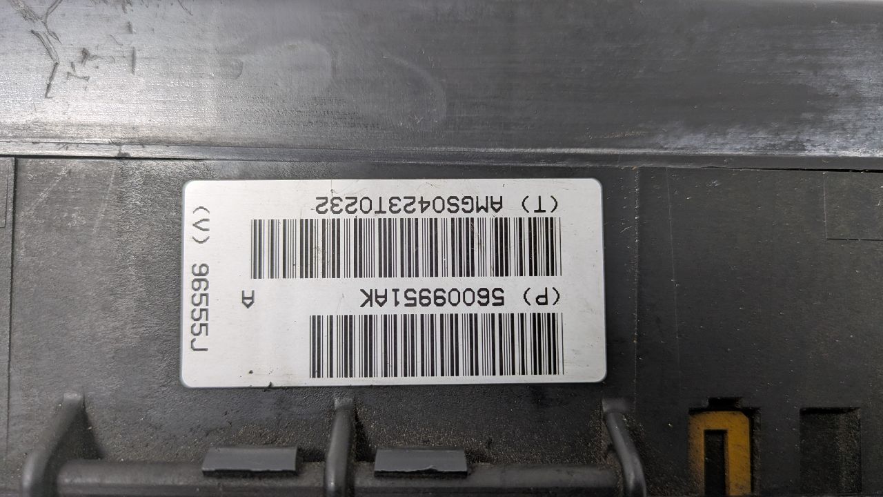 2003 JEEP LIBERTY Fuse Box, Engine - 394210 — photo 4