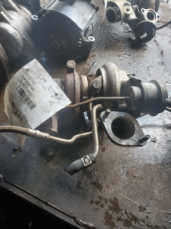 2011 NISSAN JUKE 4cyl Gasoline Turbo 1.6 Turbo-Supercharger - 394335