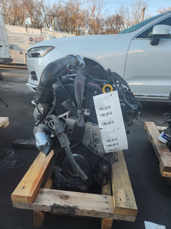 2014 VOLKSWAGEN PASSAT 4cyl Gasoline Turbo 1.8 ENGINE ASSEMBLY - 394451