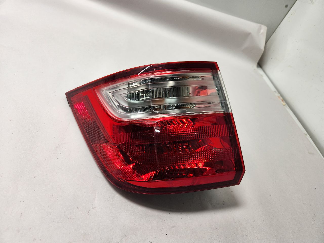 2011 HONDA ODYSSEY 6cyl Gasoline 3.5 Left TAIL LAMP - 394839
