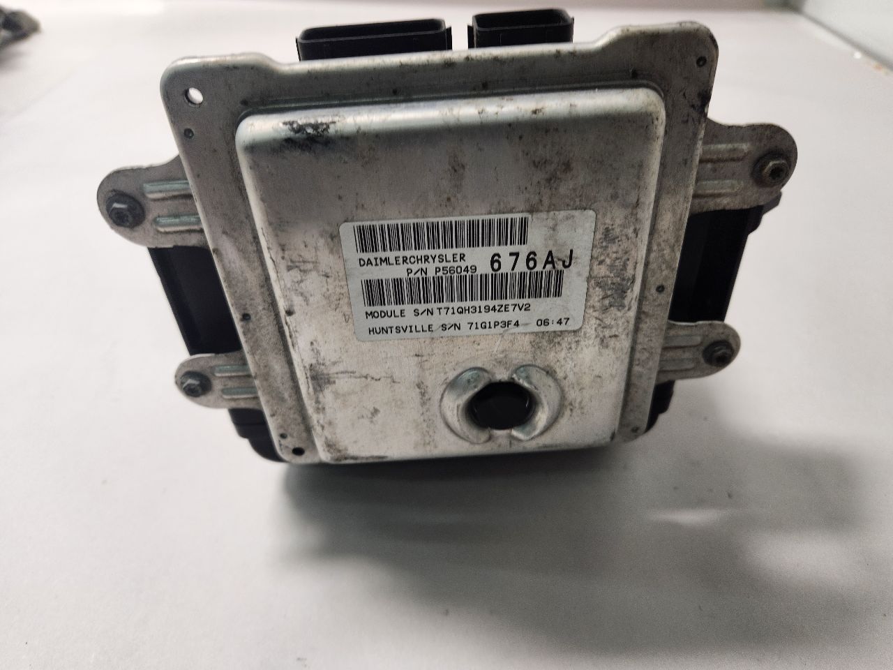 2005 DODGE DAKOTA Fuse Box, Engine - 394889 — photo 3