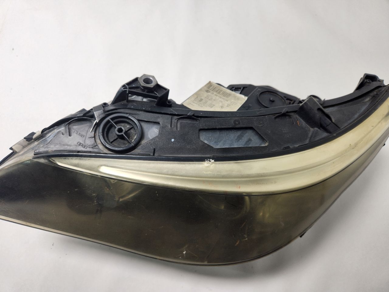2010 BMW 528i Left HEADLAMP ASSEMBLY - 394900 — photo 4
