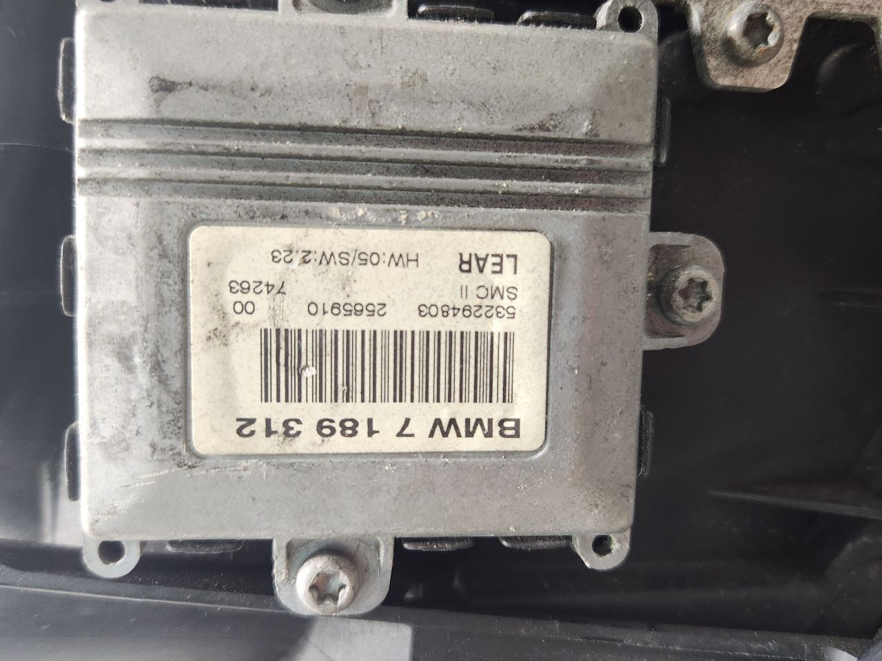 2010 BMW 528i Left HEADLAMP ASSEMBLY - 394900 — photo 7