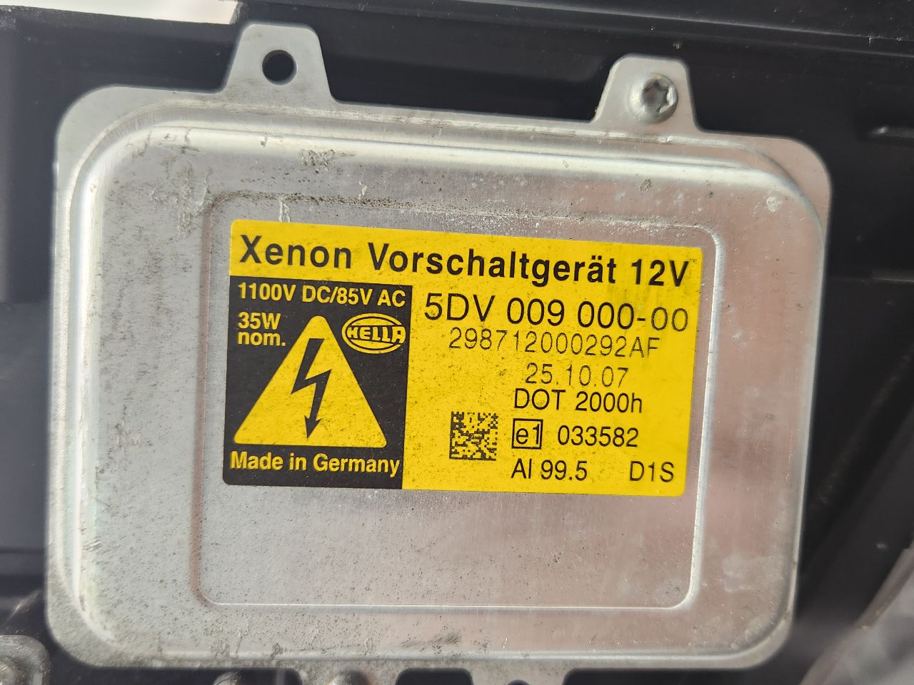 2010 BMW 528i Left HEADLAMP ASSEMBLY - 394900 — photo 8