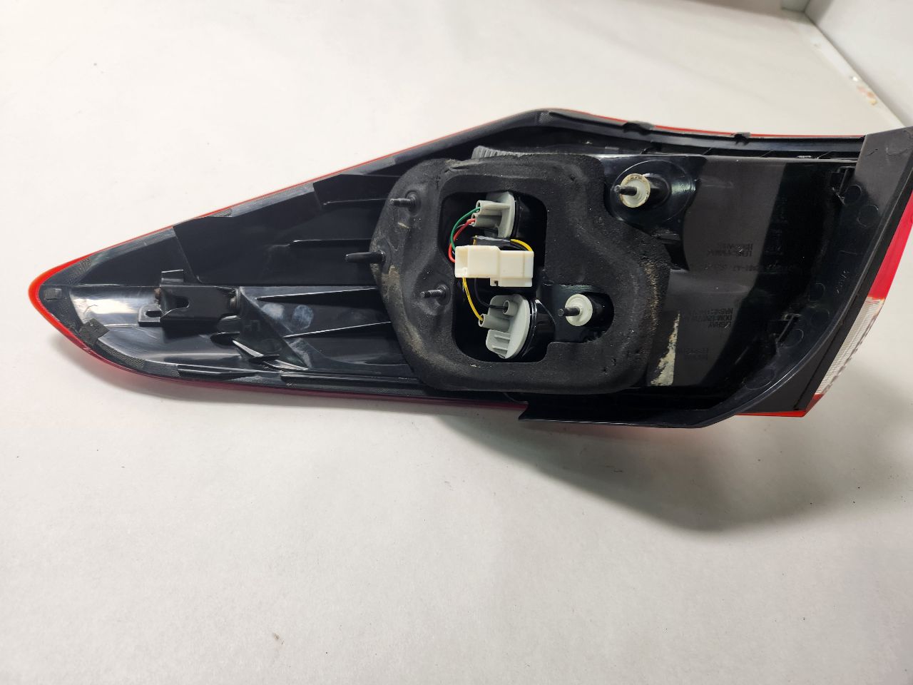 2016 KIA FORTE Left TAIL LAMP - 394904 — photo 6