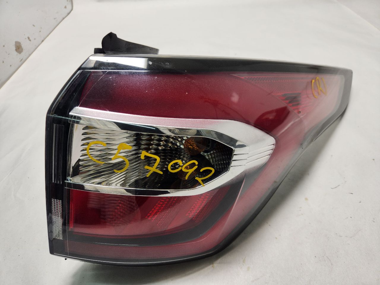2017 FORD ESCAPE 4cyl Gasoline Turbo 1.5 Right TAIL LAMP - 394954