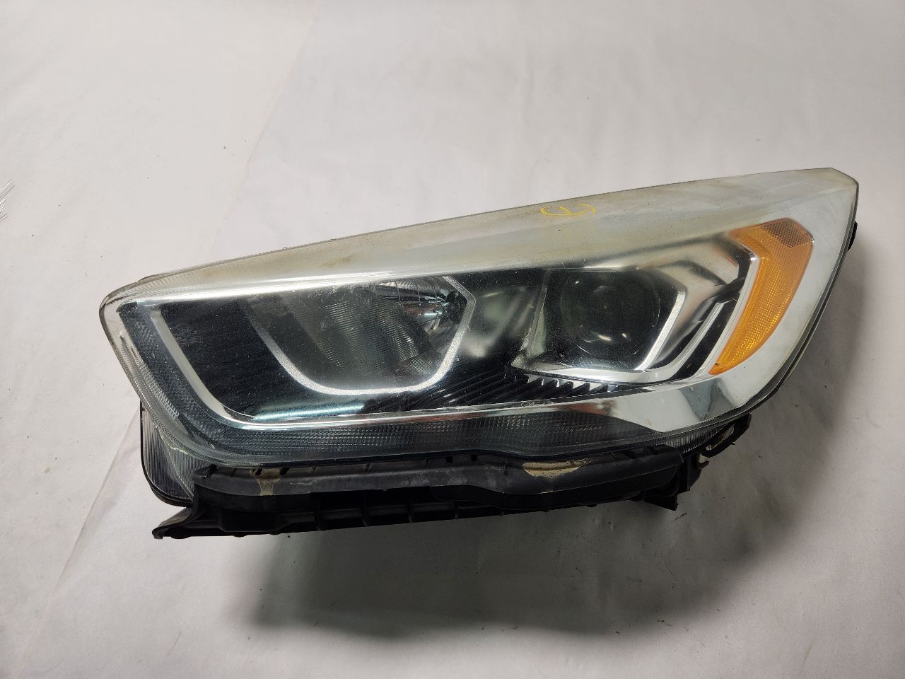 2017 FORD ESCAPE 4cyl Gasoline Turbo 1.5 Left HEADLAMP ASSEMBLY - 394957