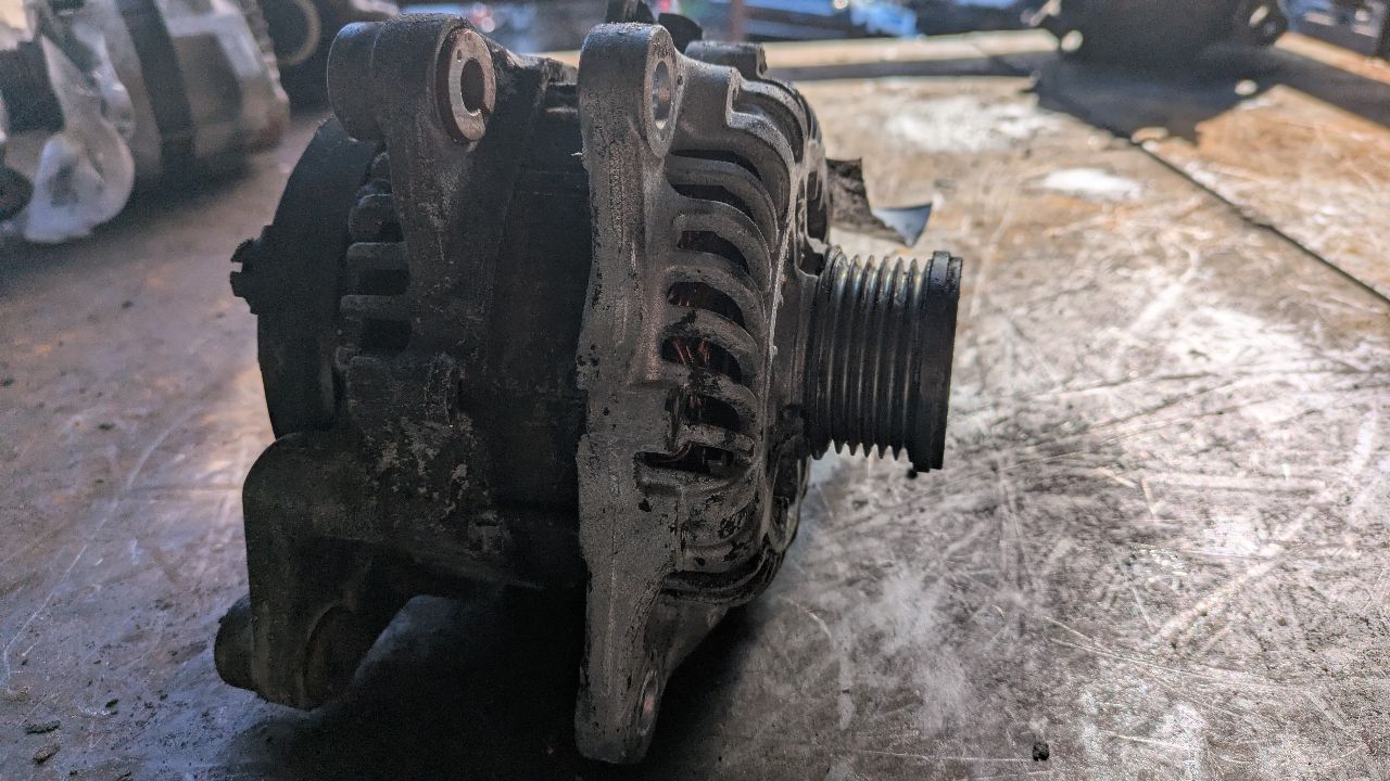 2022 MAZDA CX-30 2.5L 4cyl Turbo Gasoline ALTERNATOR - 394964 — photo 6