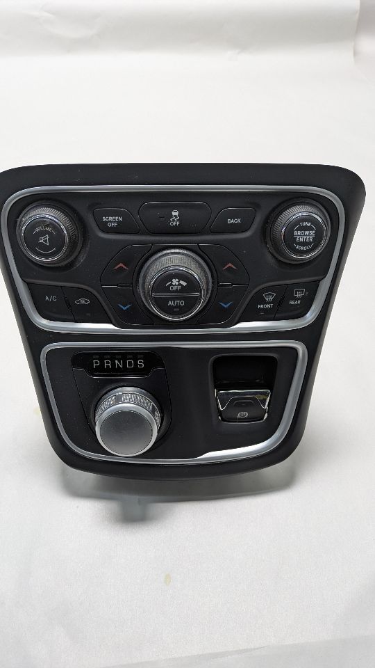 2015 CHRYSLER 200 6 cyl Gas Flex Fuel 3.6 TEMP CONTROL - 395219