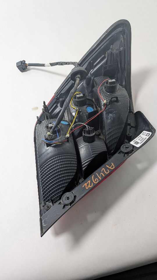 2020 CHEVROLET SONIC Right TAIL LAMP - 395579 — photo 4