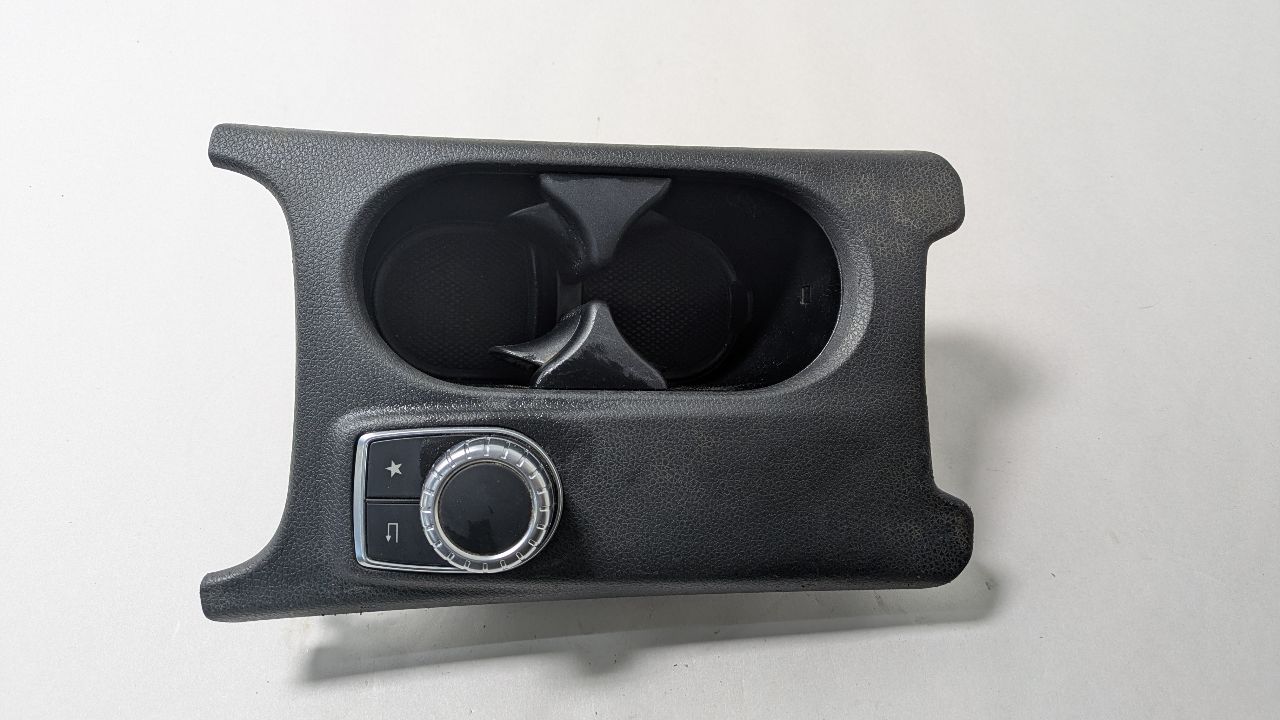 2018 MERCEDES-BENZ GLA-CLASS 2.0L 4cyl Turbo Gasoline Console, Front - 395594