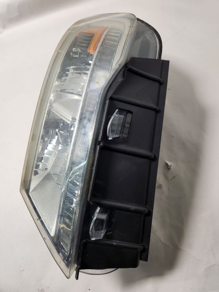 2016 FORD EXPLORER 6cyl Gasoline 3.5 Left HEADLAMP ASSEMBLY - 395622 — photo 2