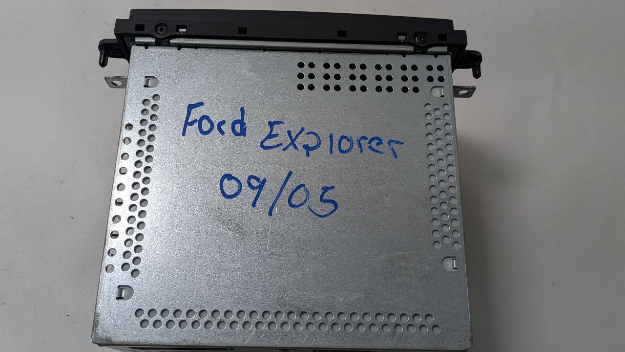 2007 FORD EXPLORER Radio Audio - 395647 — photo 7
