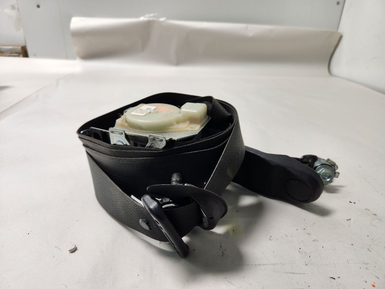 2015 HONDA CIVIC 4cyl Gasoline 1.8 VTEC Seat Belt, Front - 395986 — photo 2