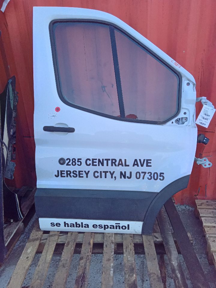 2019 FORD TRANSIT 250 3.7L 6cyl Gasoline VVT DOOR ASSEMBLY, FR - 396025