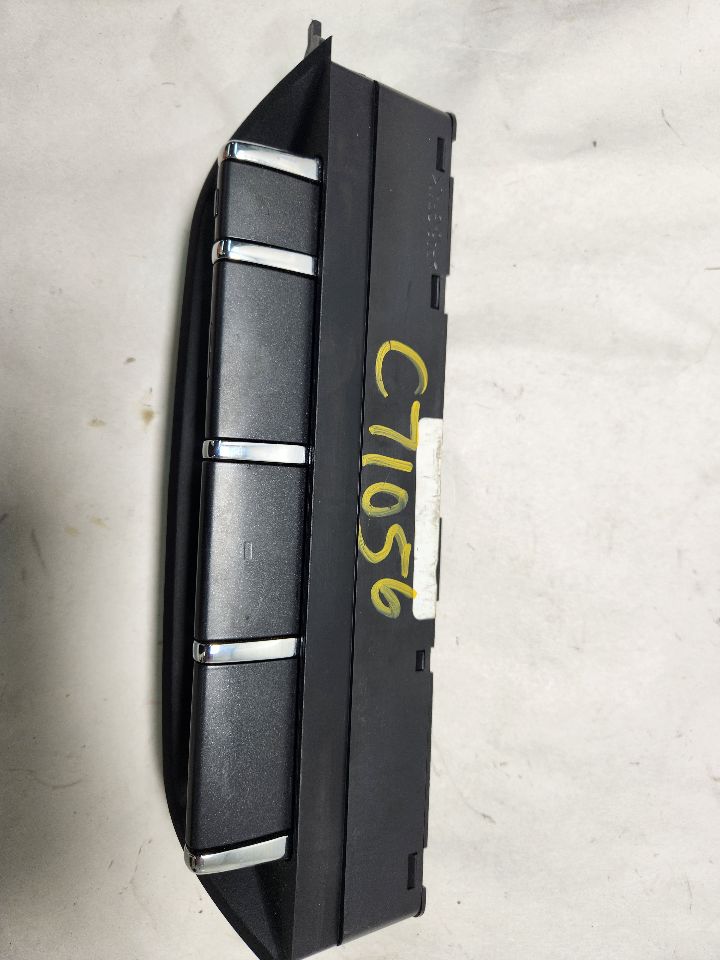 2016 CHEVROLET SILVERADO 1500 PICKUP 8cyl Gasoline 5.3 FLEX Dsh/Int/Seat Switch - 396035