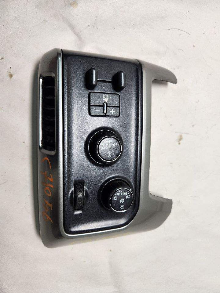 2016 CHEVROLET SILVERADO 1500 PICKUP 8cyl Gasoline 5.3 FLEX HEADLAMP MOTOR - 396041