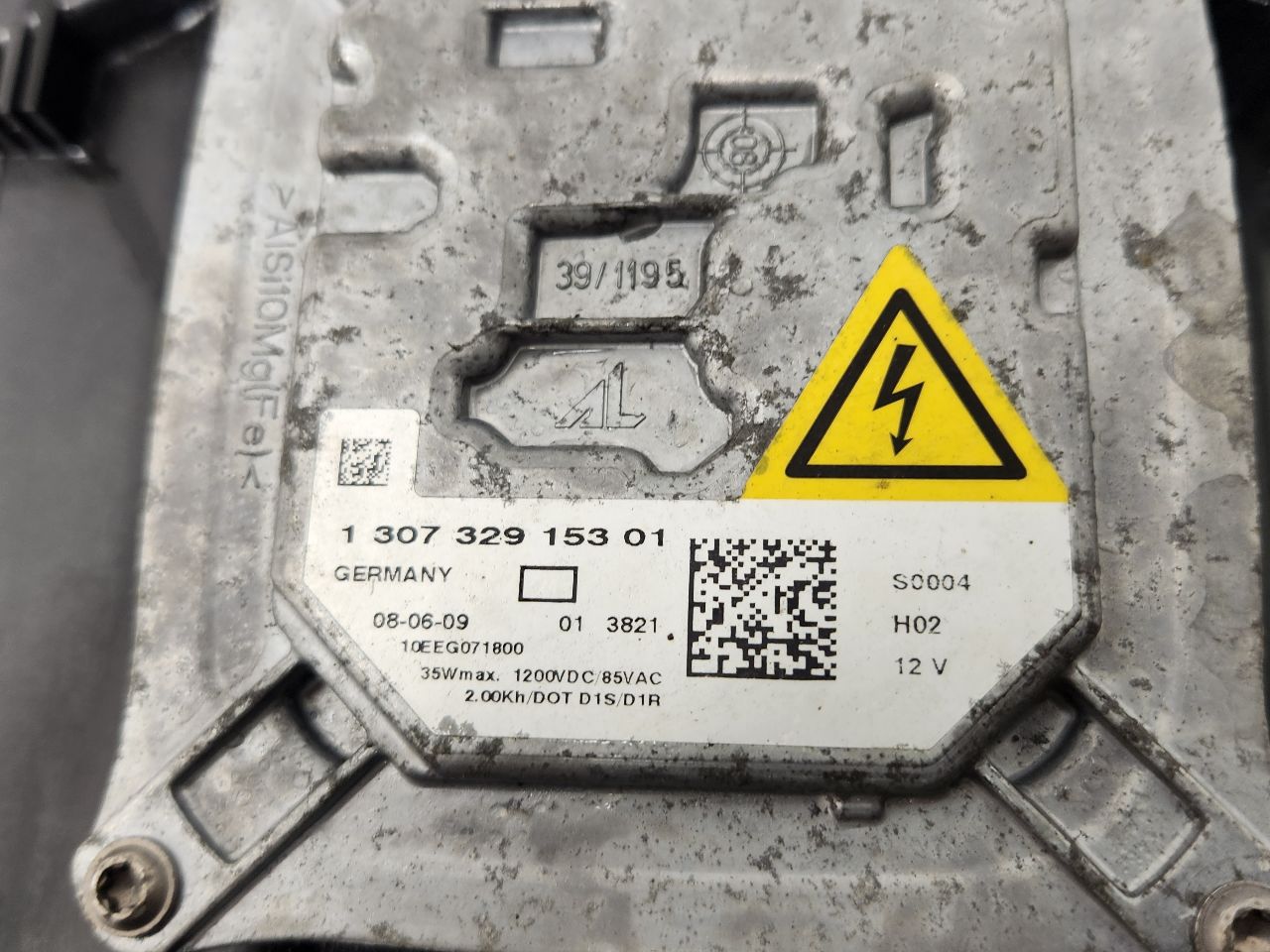 2009 BMW 328i 6cyl Gasoline 3.0 Right HEADLAMP ASSEMBLY - 396153 — photo 8