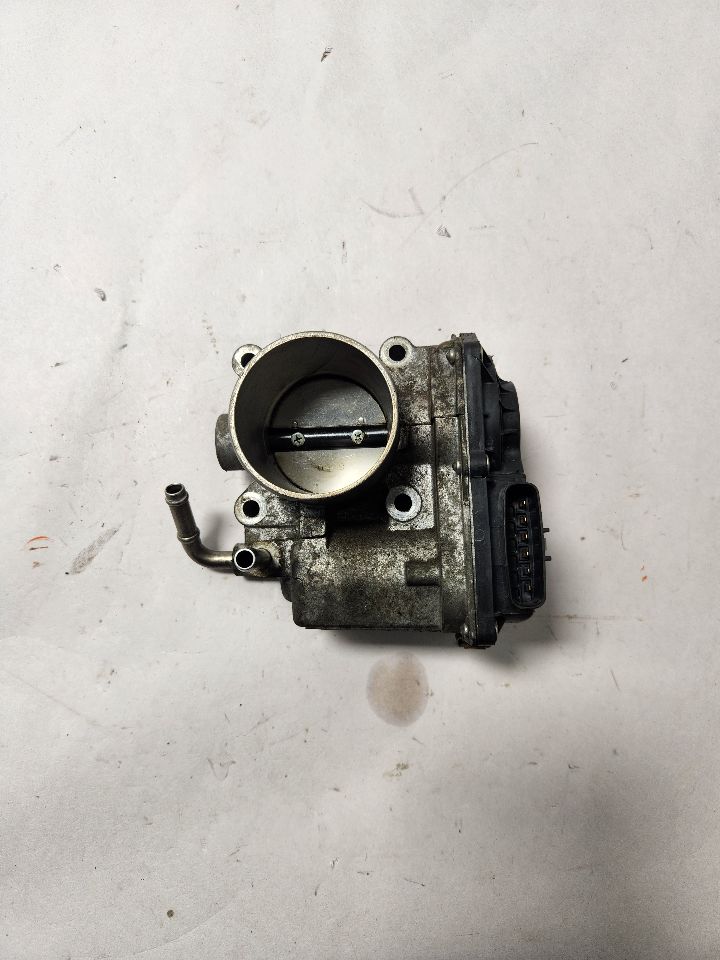 2015 NISSAN VERSA 4cyl Gasoline 1.6 DOHC THROTTLE BODY ASSY - 396367