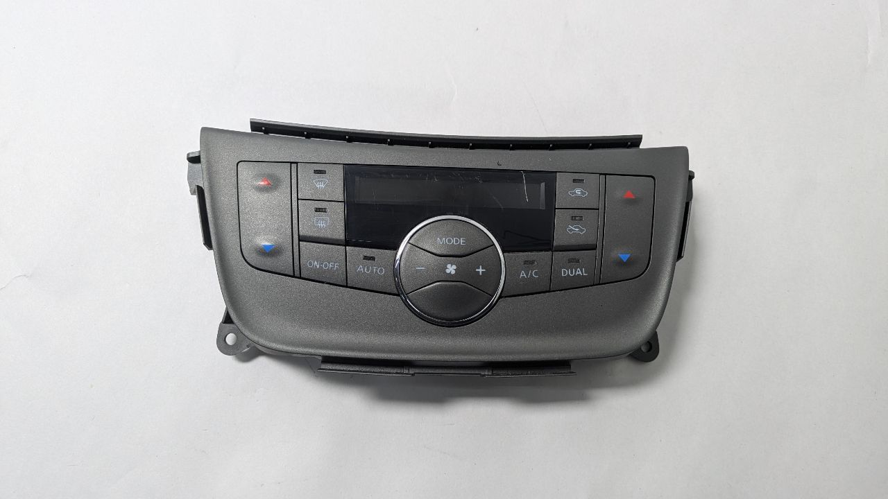 2013 NISSAN SENTRA 4cyl Gasoline 1.8 TEMP CONTROL - 396729