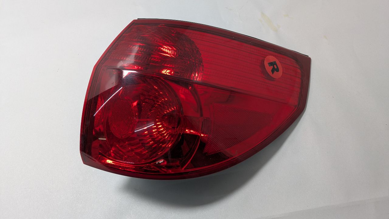 2006 TOYOTA SIENNA 6cyl Gasoline 3.3 Right TAIL LAMP - 396769