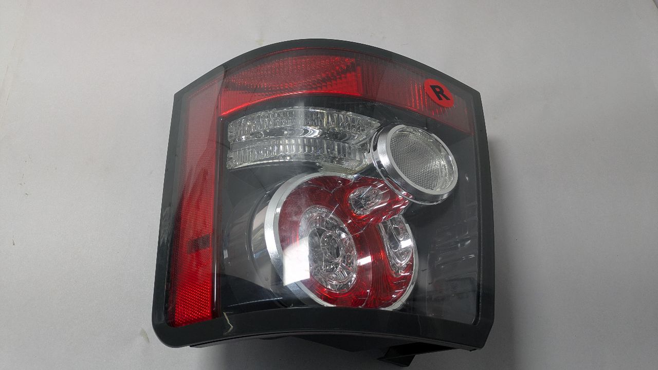 2010 LAND ROVER RANGE ROVER SPORT 8 cyl Supercharged 5.0 Right TAIL LAMP - 396952