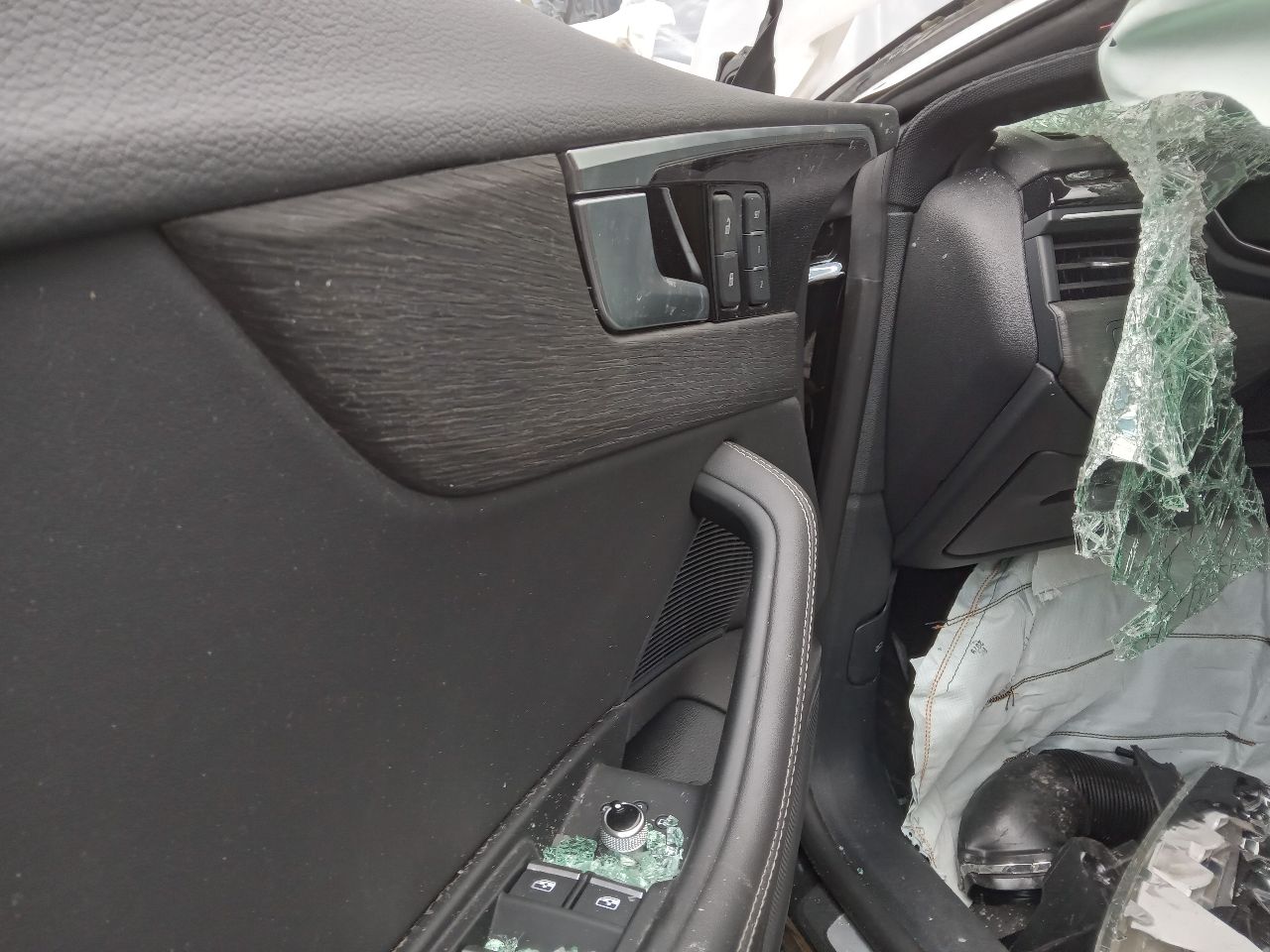 2024 AUDI A5 2.0L 4cyl Turbo Gasoline Decklid  Tailgate - 396977 — photo 5