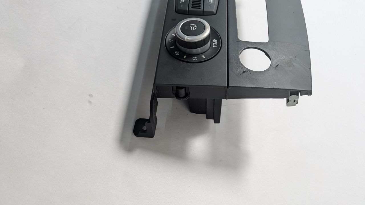 2010 BMW 528i 6cyl Gasoline 3.0 TEMP CONTROL - 396995 — photo 2