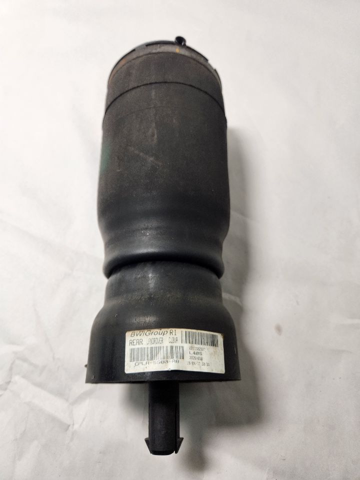 2017 LAND ROVER RANGE ROVER Left STRUT - 397117 — photo 1