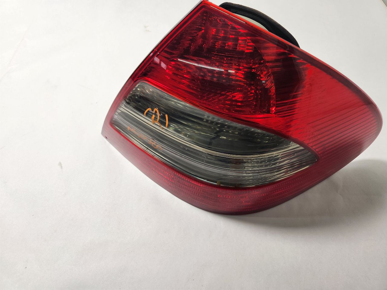 2009 MERCEDES-BENZ E-CLASS 6cyl Gasoline 3.5 Right TAIL LAMP - 397125