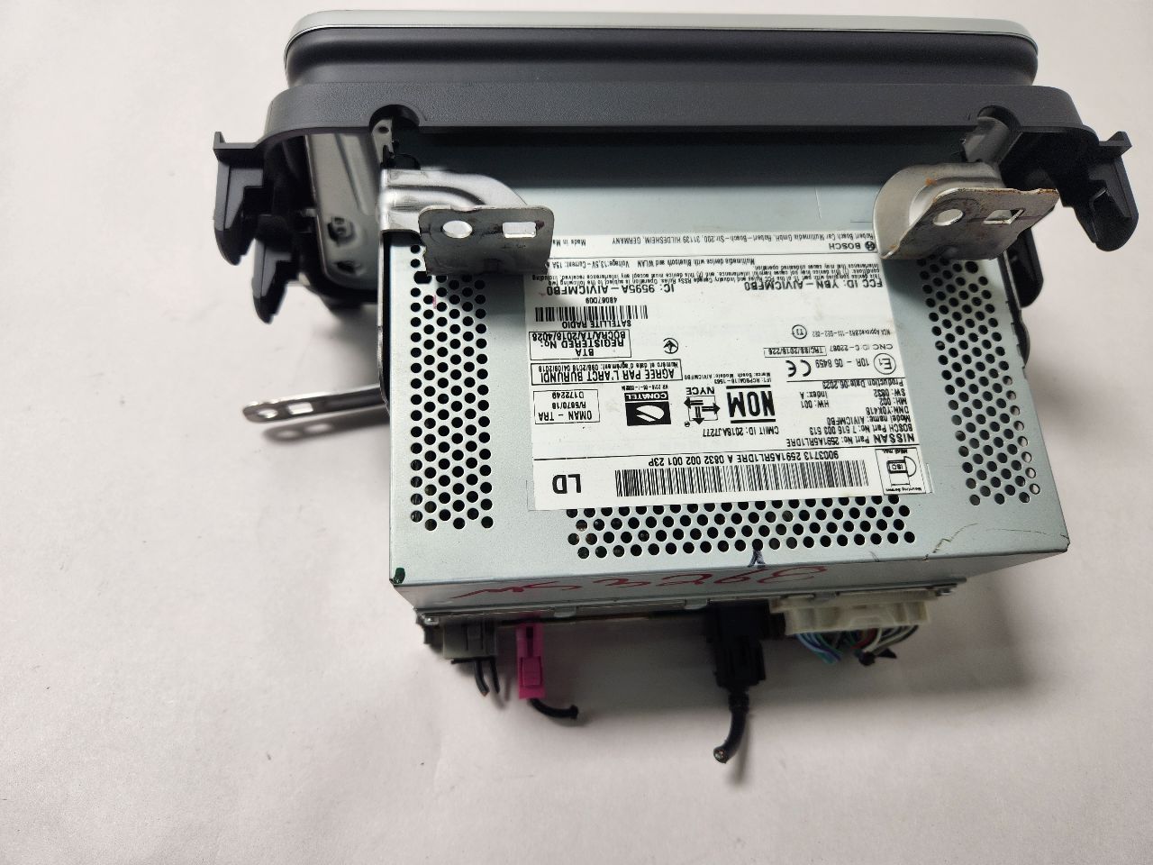 2018 NISSAN KICKS 1.6L 4cyl Gasoline VVT Radio Audio - 397173 — photo 2