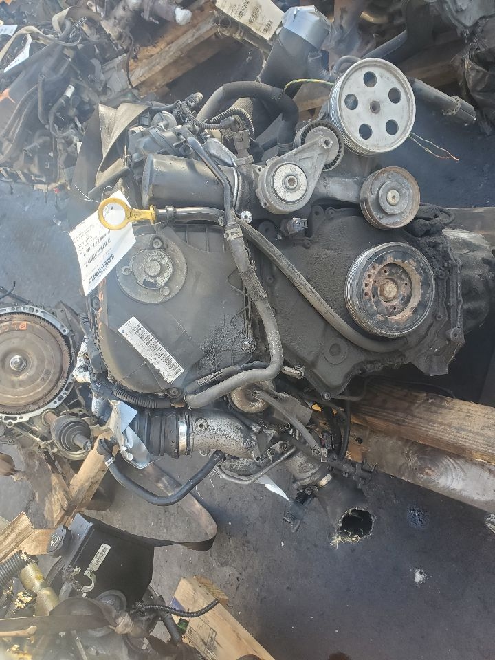 2010 AUDI A4 4cyl Gasoline Turbo 2.0 ENGINE ASSEMBLY - 397253
