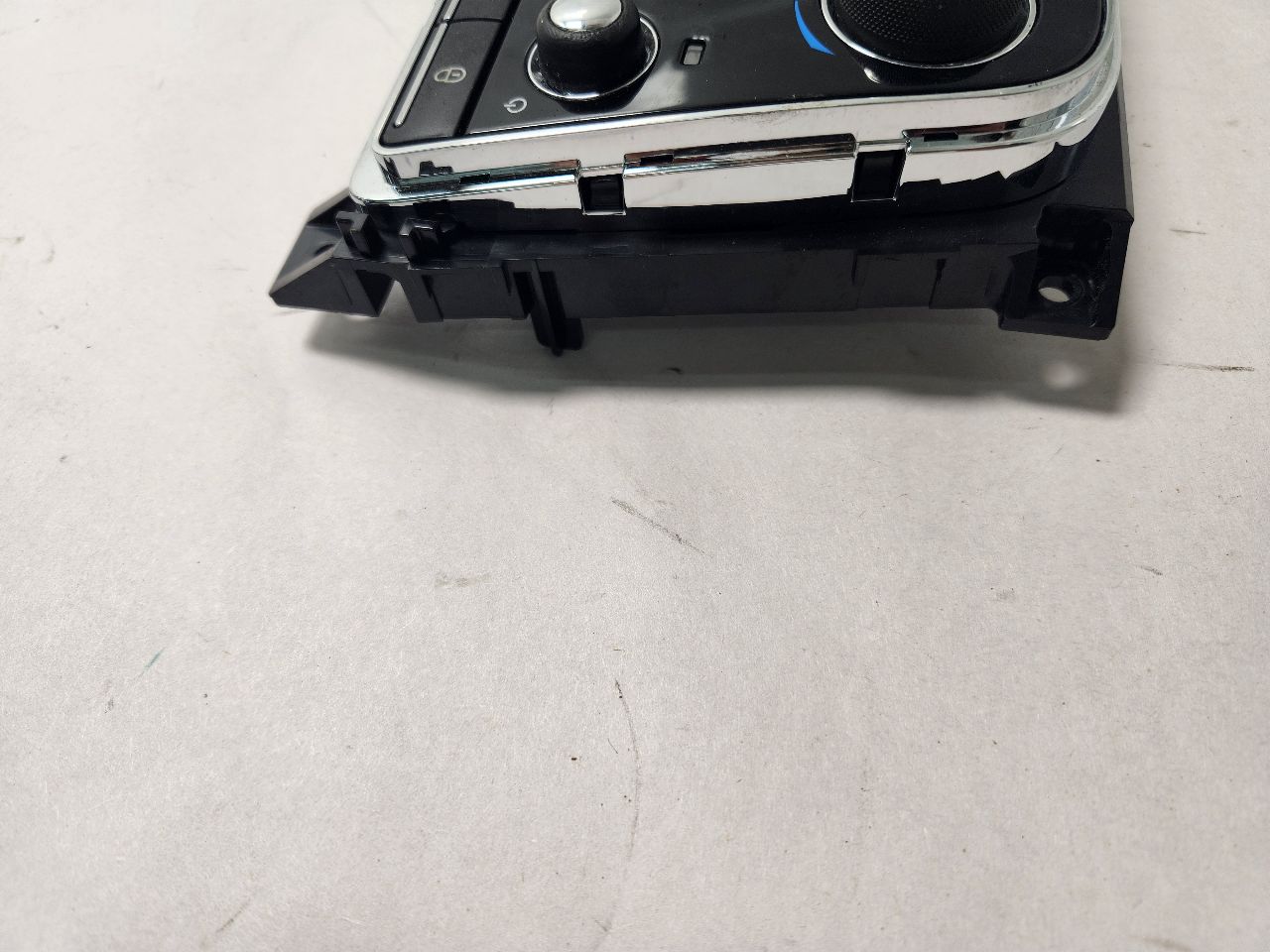 2011 JAGUAR XJ 8 cyl Supercharged 5.0 Radio Audio - 397467 — photo 5