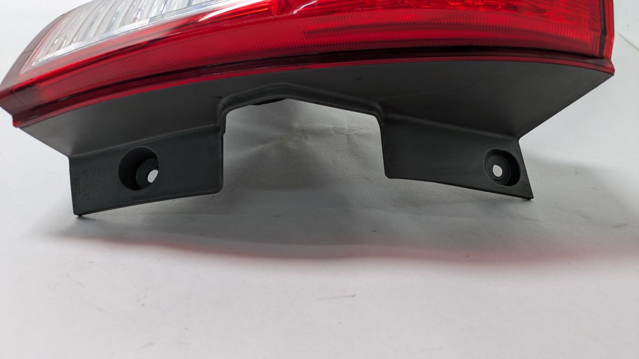2013 HONDA CR-V 4cyl Gasoline 2.4 Left TAIL LAMP - 397608 — photo 2