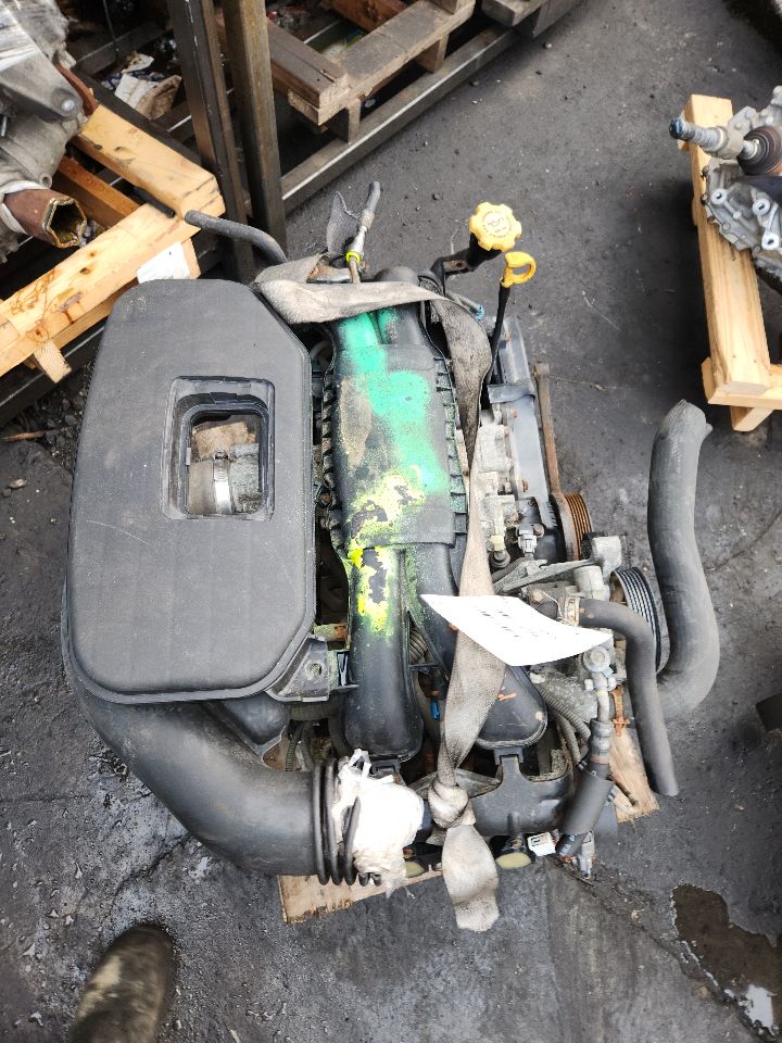 2010 SUBARU LEGACY 4cyl Gasoline 2.5 PZEV ENGINE ASSEMBLY - 397825 — photo 1