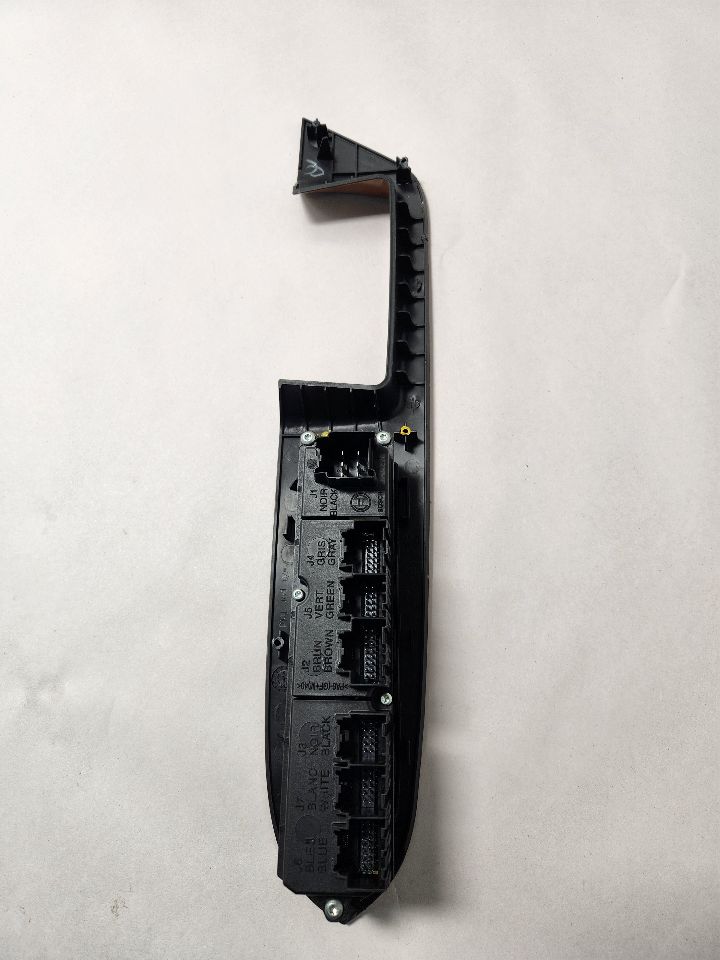 2012 BUICK ENCLAVE 6cyl Gasoline 3.6 Left Front Door Switch - 397885 — photo 4