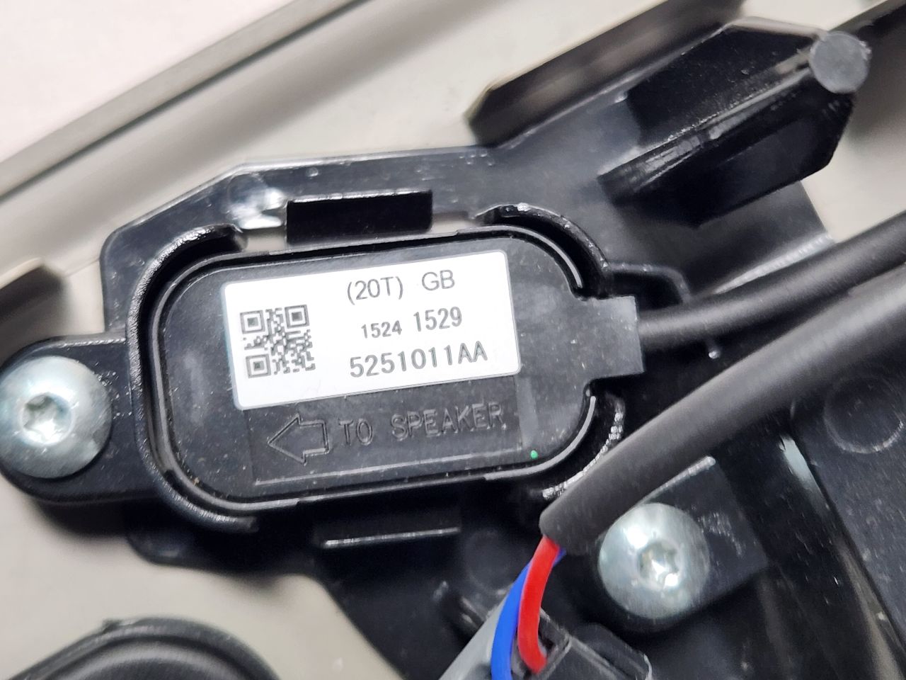 2012 BUICK ENCLAVE 6cyl Gasoline 3.6 Console, Front - 397886 — photo 5
