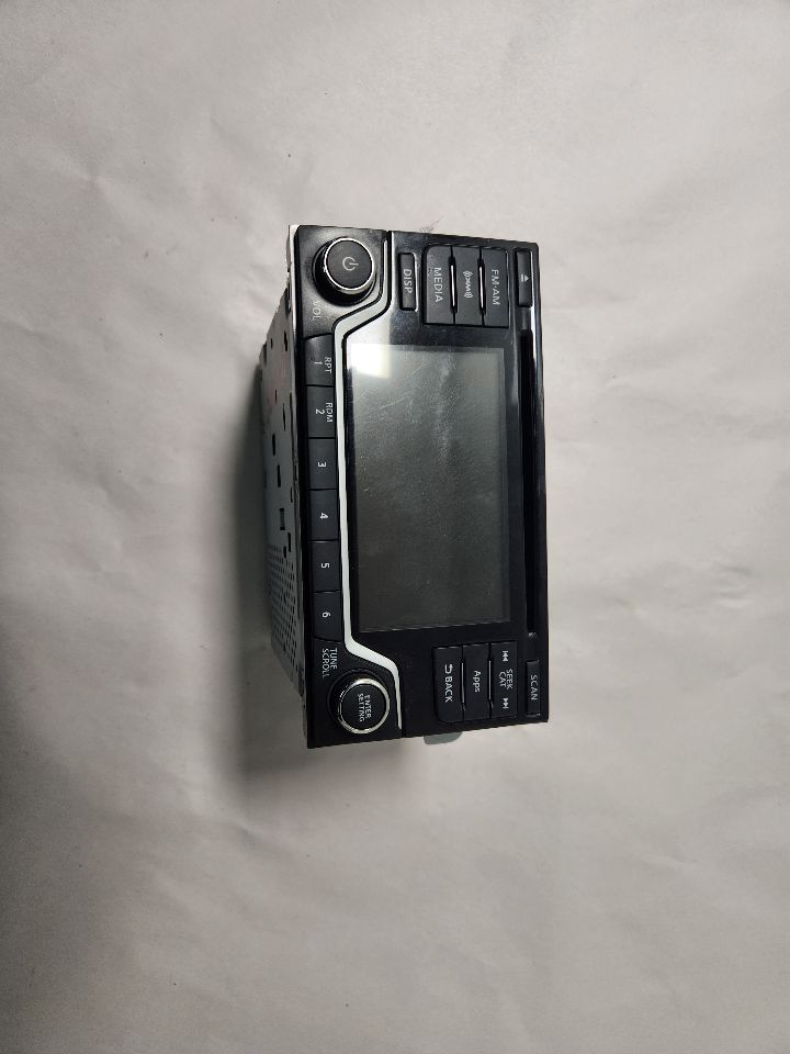 2015 NISSAN SENTRA 4cyl Gasoline 1.8 Radio Audio - 397966