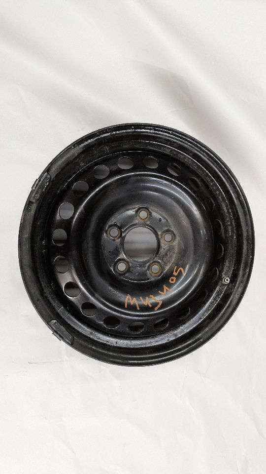 2015 NISSAN SENTRA 4cyl Gasoline 1.8 WHEEL - 397974