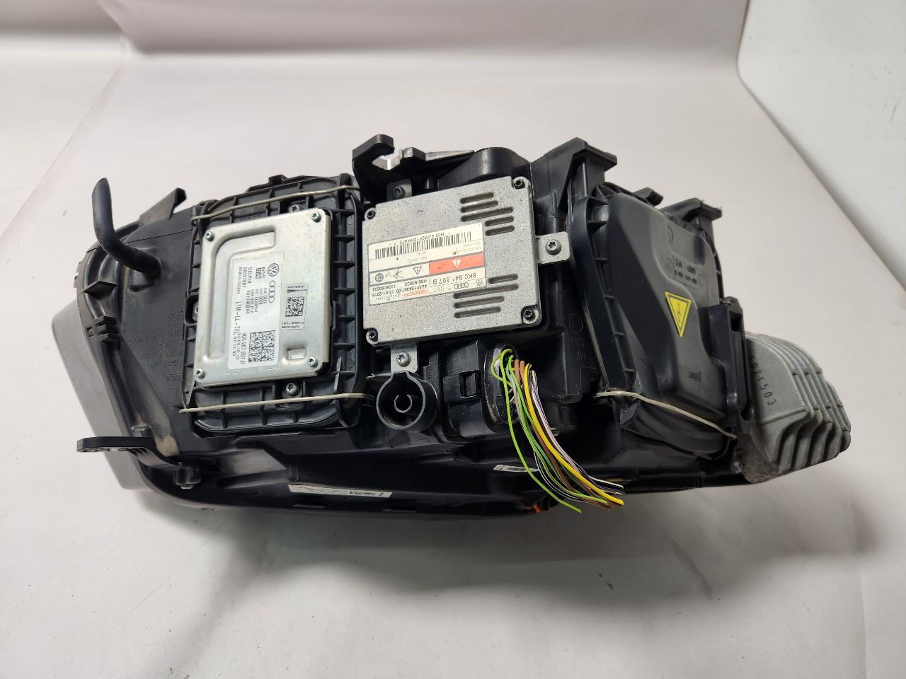 2015 AUDI Q5 4cyl Gasoline Turbo 2.0 Left HEADLAMP ASSEMBLY - 398048 — photo 8