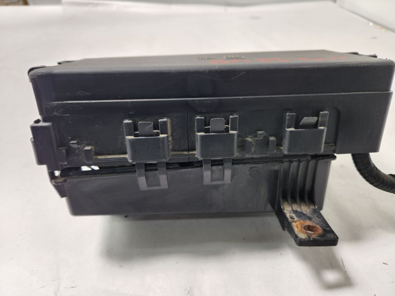 2012 FORD MUSTANG 6cyl Gasoline 3.7 Fuse Box, Engine - 398307 — photo 8