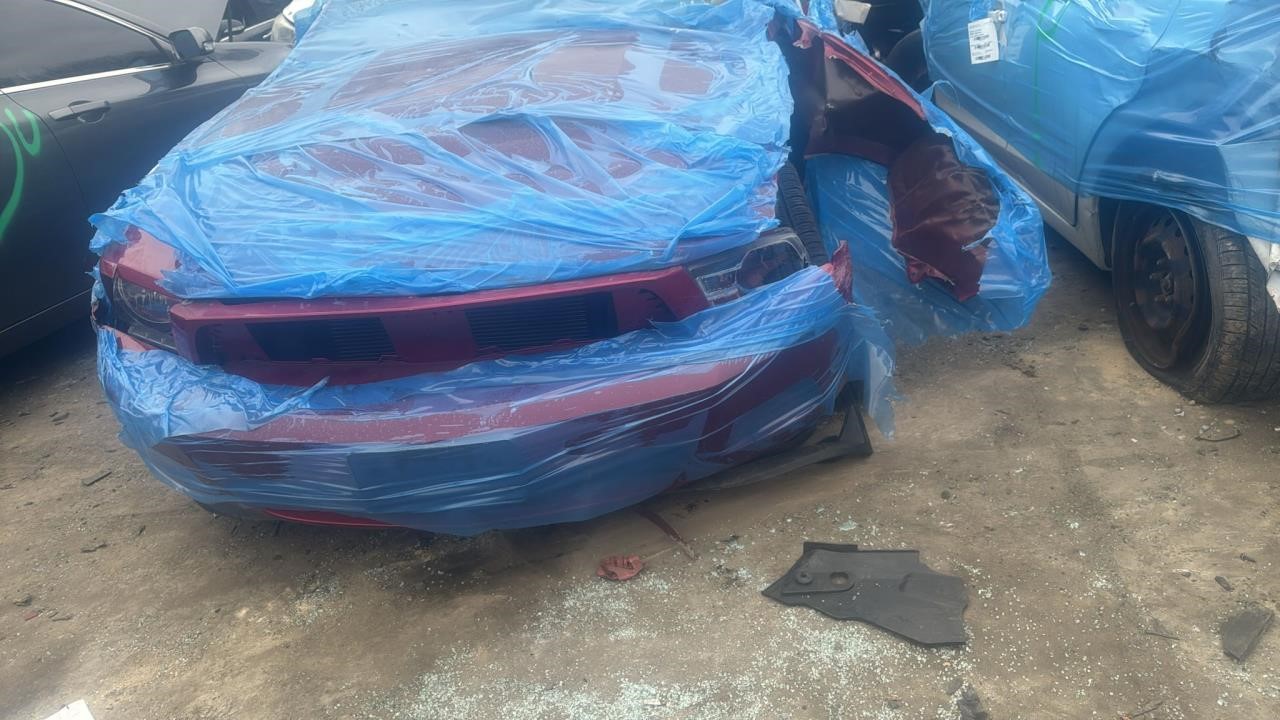 2012 FORD MUSTANG 6cyl Gasoline 3.7 ENGINE ASSEMBLY - 398308 — photo 5