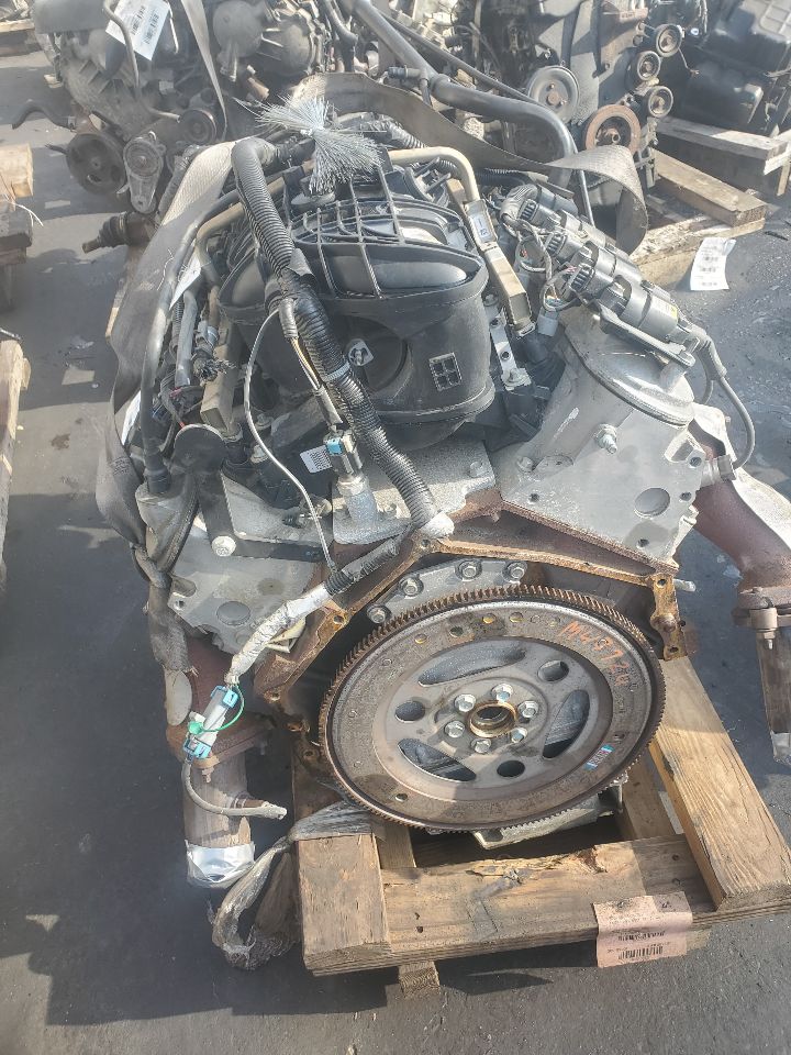2013 GMC SAVANA 2500 VAN 4.8L 8cyl ENGINE ASSEMBLY - 398404