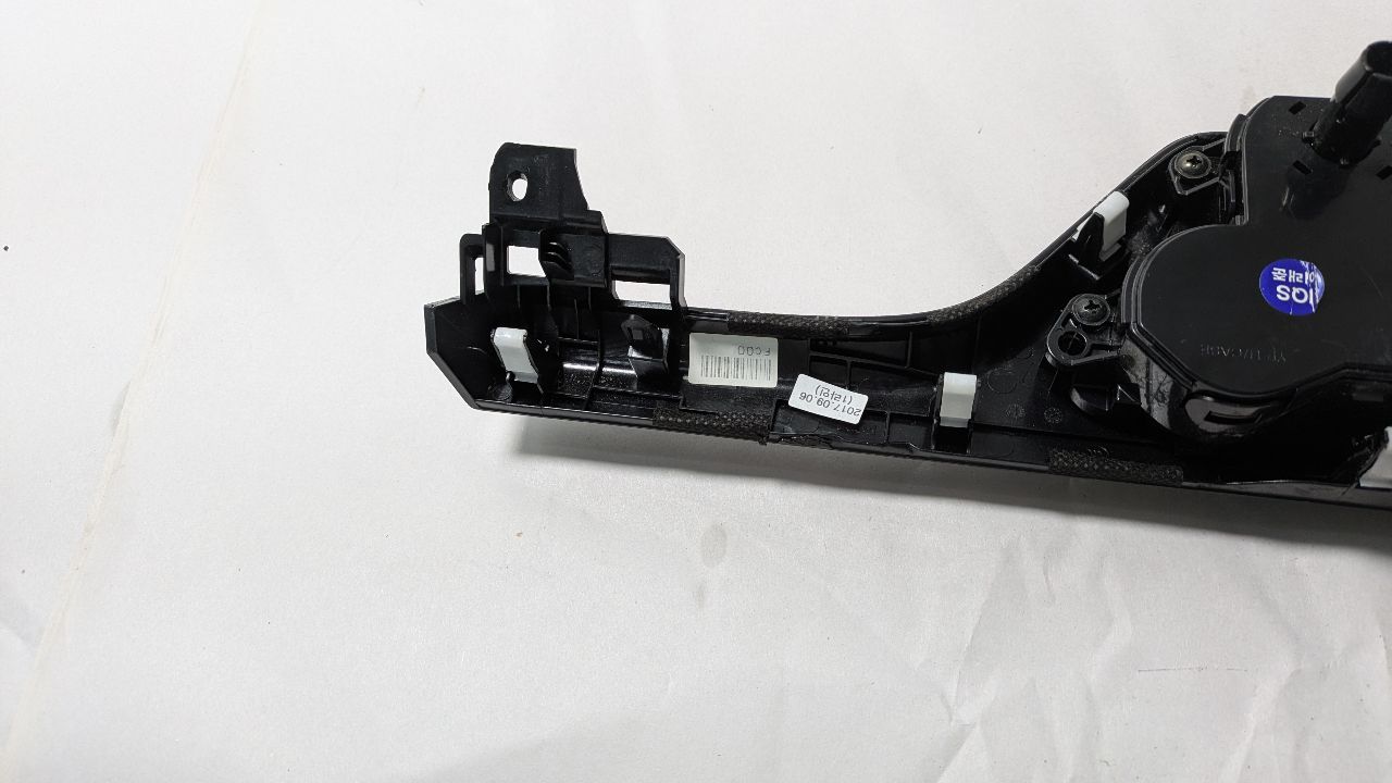2018 KIA SEDONA 3.3L 6cyl Gasoline VVT TEMP CONTROL - 398548 — photo 5