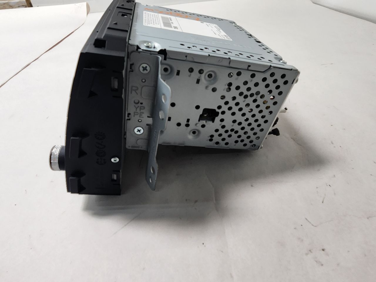 2018 KIA SEDONA 3.3L 6cyl Gasoline VVT Radio Audio - 398549 — photo 5