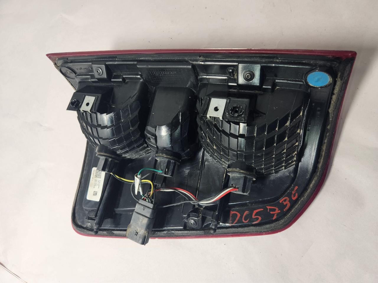 2021 DODGE 1500 PICKUP 5.7L 8cyl Gasoline VVT Left TAIL LAMP - 398715 — photo 3