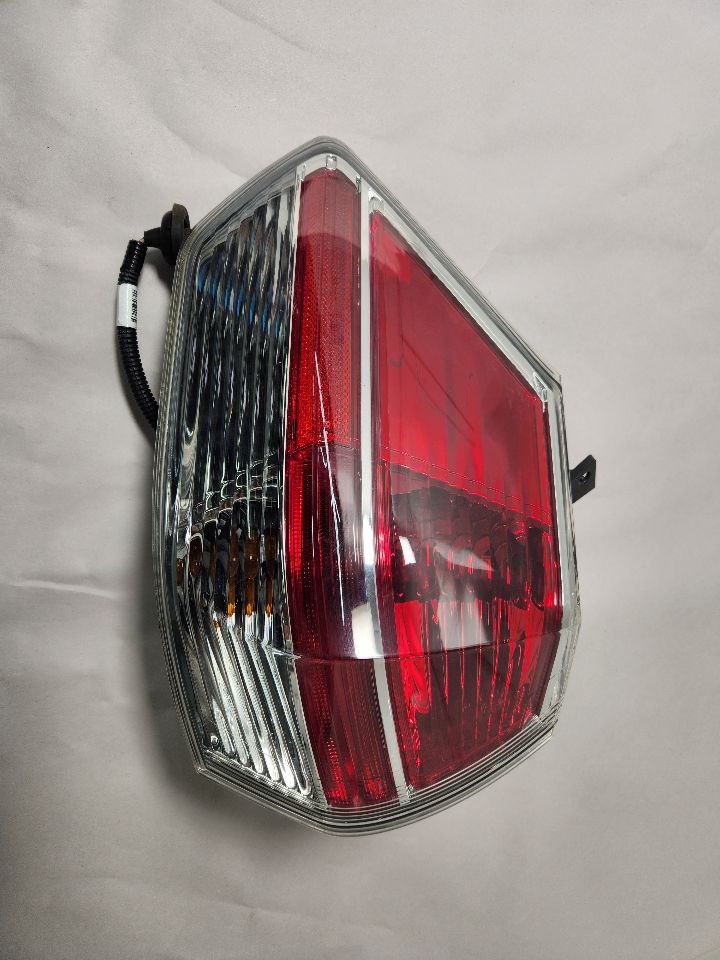 2016 NISSAN ROGUE 4cyl Gasoline 2.5 DOHC Left TAIL LAMP - 399181