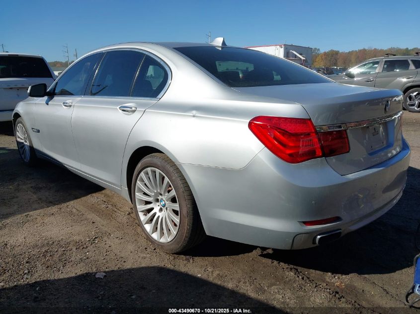 2012 BMW 750i 8cyl Gasoline Turbo 4.4 Turbo-Supercharger - 399358 — photo 4