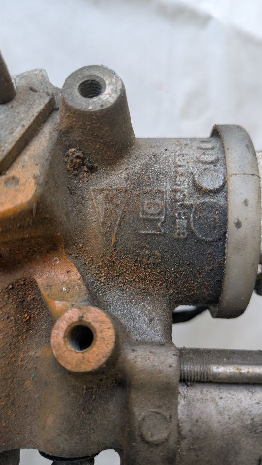 2012 BMW 750i 8cyl Gasoline Turbo 4.4 STEERING GEAR RACK - 399360 — photo 4